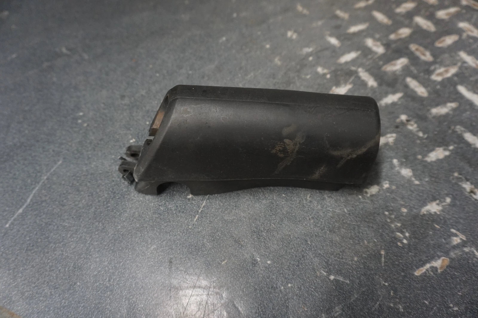1988 Yamaha OEM Bumper Cover Pad Black 85G-77563-00-00 SnoScoot