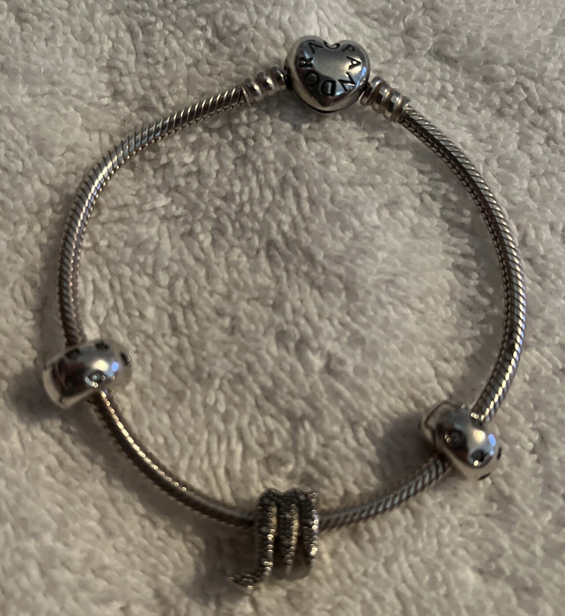 PANDORA Moments Sterling Silver 925 ALE Bracelet Heart Clasp M