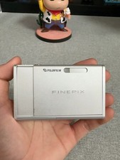 FUJIFILM FINEPIX Z1 Compact Digital Camera with Battery, SD Card, Charger z8