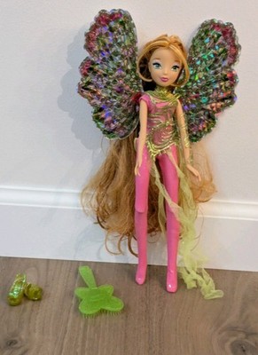 World of Winx Flora Dreamix Fairy Doll Complete