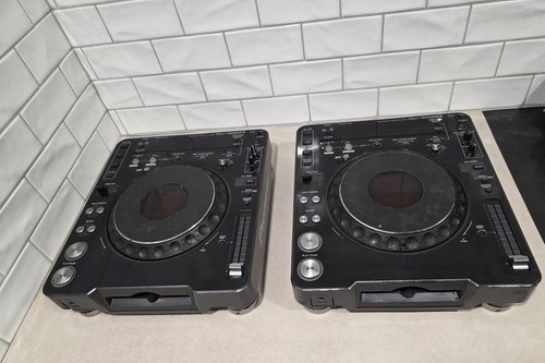 2x PIONEER CDJ-1000MK3 DIGITAL CD DECK DJ TURNTABLES - Picture 2 of 8