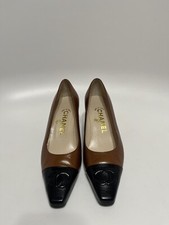 Vtg CHANEL BROWN LEATHER CC LOGO HEELS 36.5
