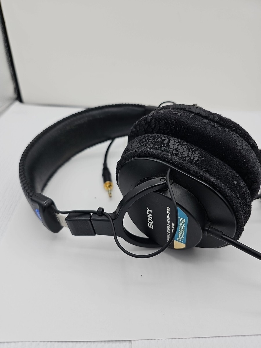 Sony MDR-7506 Over the Ear Professional Headphones NEED FOAM PADS