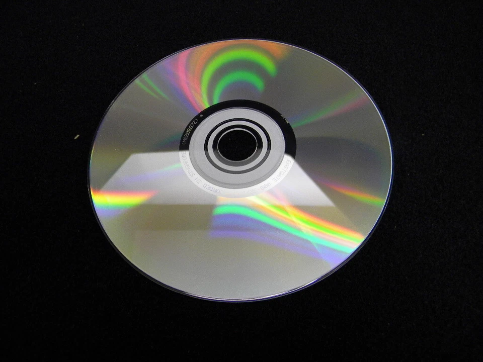 Macintosh OS-X Apple World Book 2003 Edition Media CD Computer Software 7.0 - Image 4 of 4