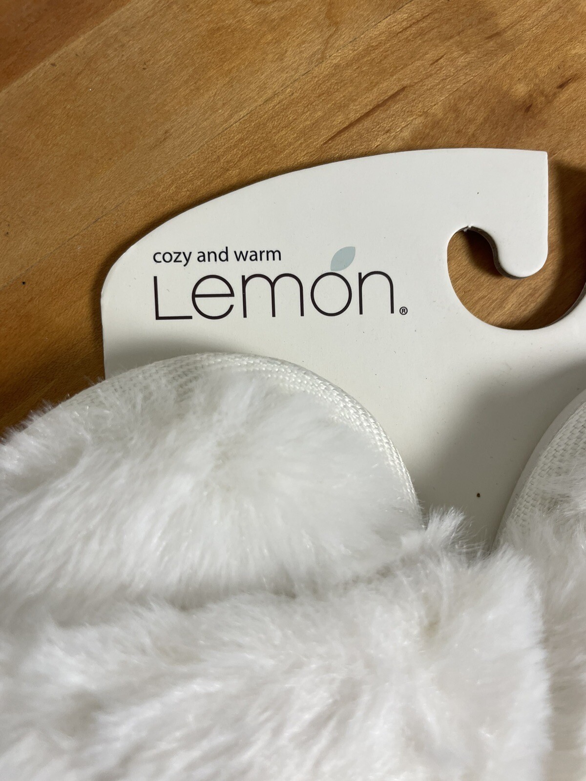 PANTOFOLA D’ORO Pantofole da donna bianche peluche a due cinghie in pelliccia sintetica M L 7 8 nuove