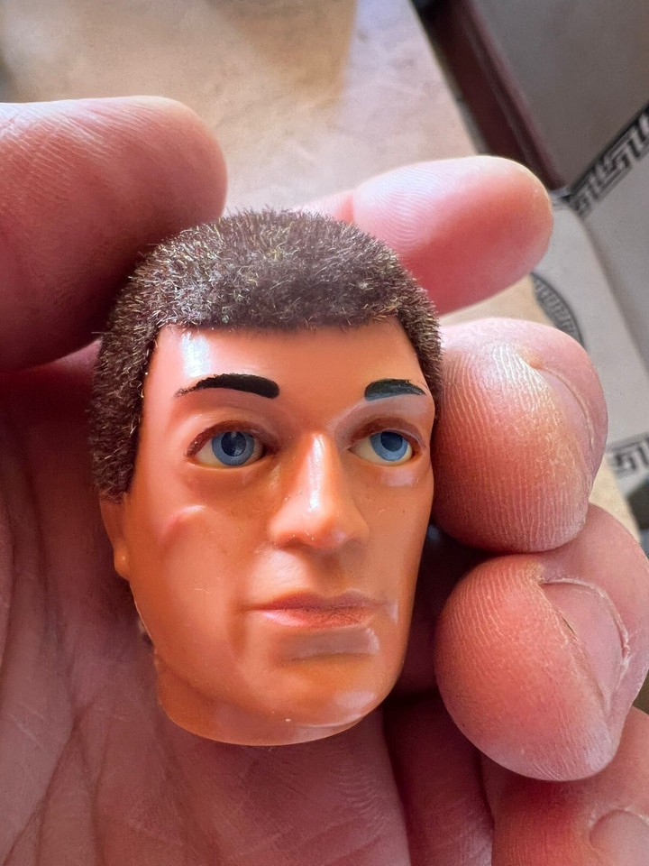 Vintage Action Man Palitoy 'Eagle Eyes' Dark Brown Flock Haired Head