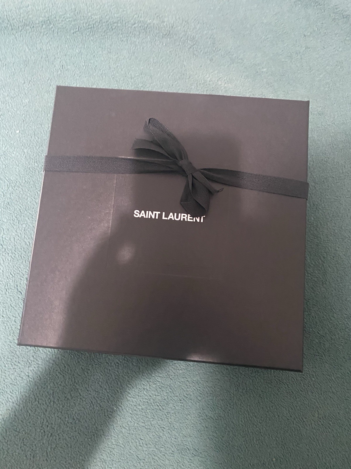 SAINT LAURENT KATE SMALL IN GRAIN DE POUDRE PELLE GOFFRATA NERO