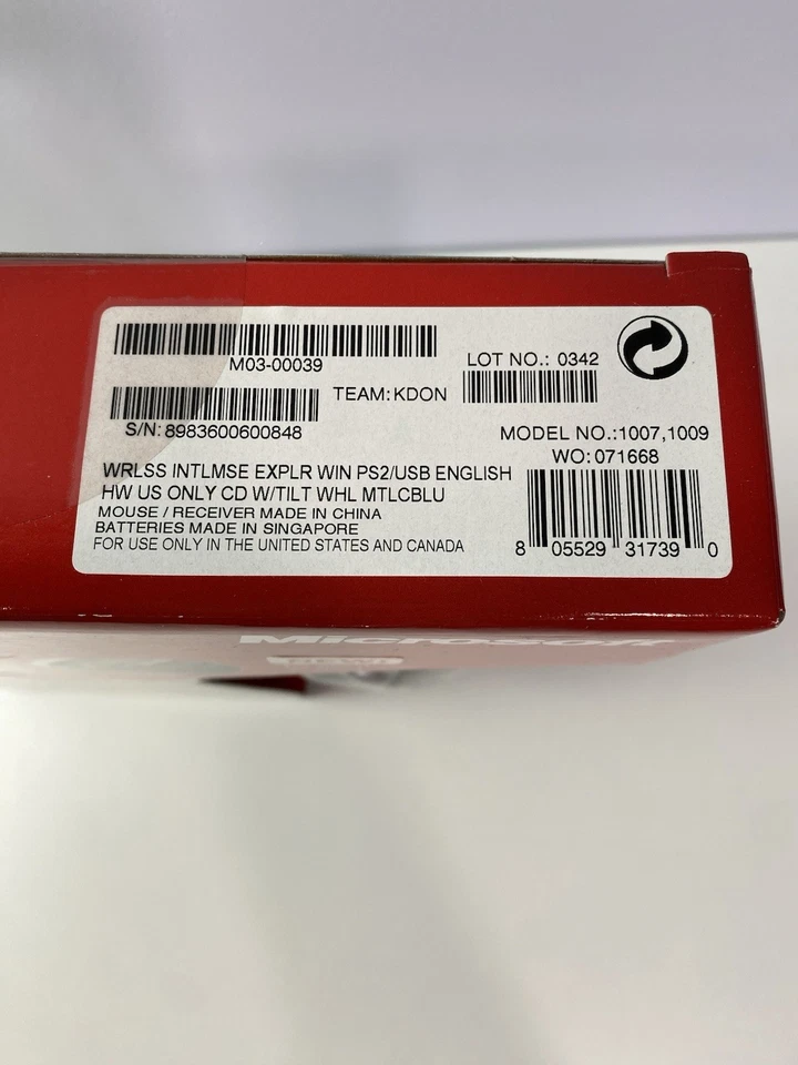 Microsoft Wireless Intellimouse Explorer w/Tilt Wheel Metallic Blue (M03-00039) - Image 4 of 4