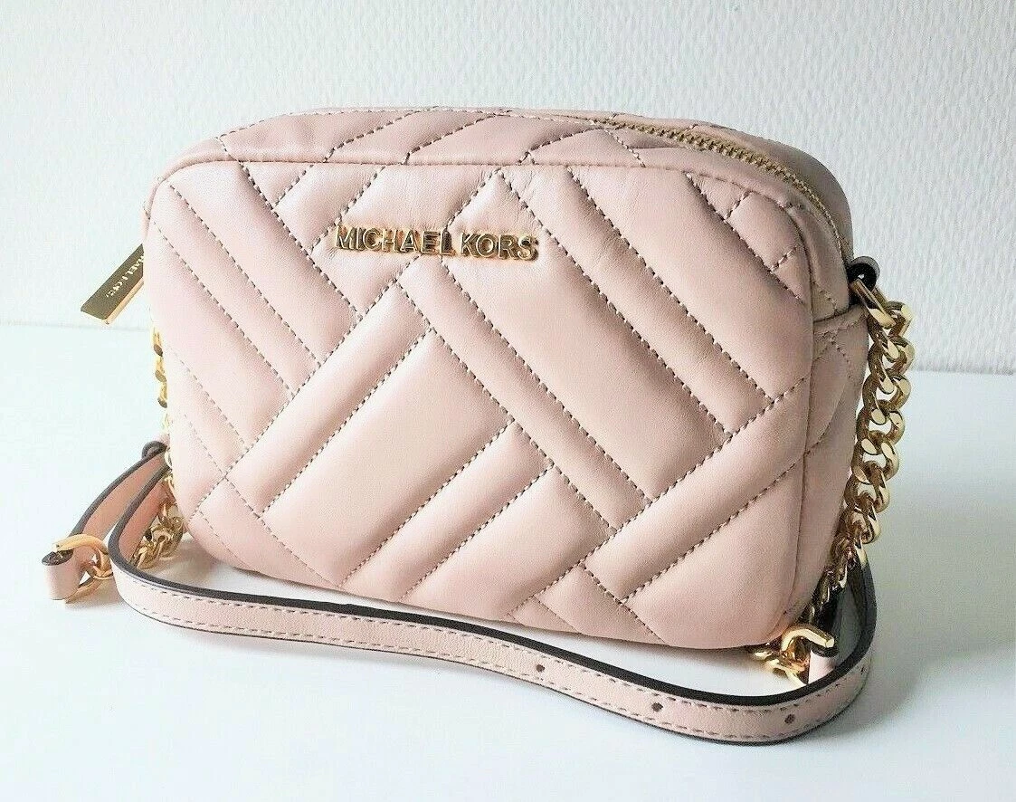 Michael Kors Women's Vivianne Medium Quilted Shoulder Bag No Size (Pastel  Pink) No Size Pastel Pink : : Clothing, Shoes & Accessories