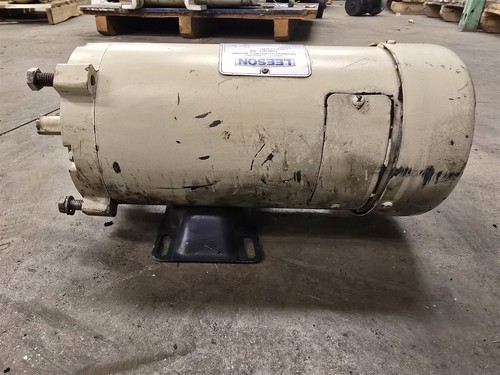 Leeson 108021.00 1HP DC Motor 2500RPM XS56C 180V TEFC - Picture 7 of 8