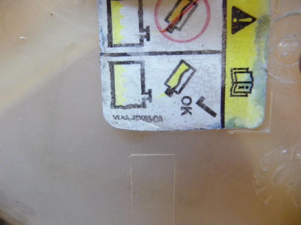 97,98,99,00,01,02,03,04,05,06,07 FORD E150 COOLANT TANK RESERVOIR OEM - Image 3 of 4