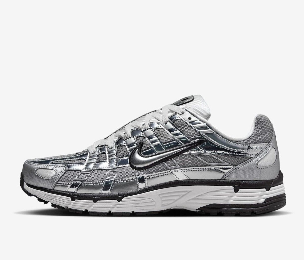 【オンライン完売】NIKE P6000 白黒メタリックシルバー NEW Nike P-6000 'Metallic Silver/Black' | Men Sizes 6 - 15