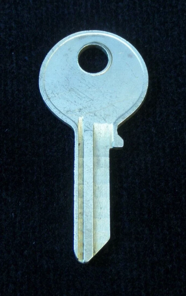 TP1 LLAVE TOYOTA TOYOPET en blanco 1955-1960, (1 de 6 posibles) Crown Masterline T66U Foto 2 de 4