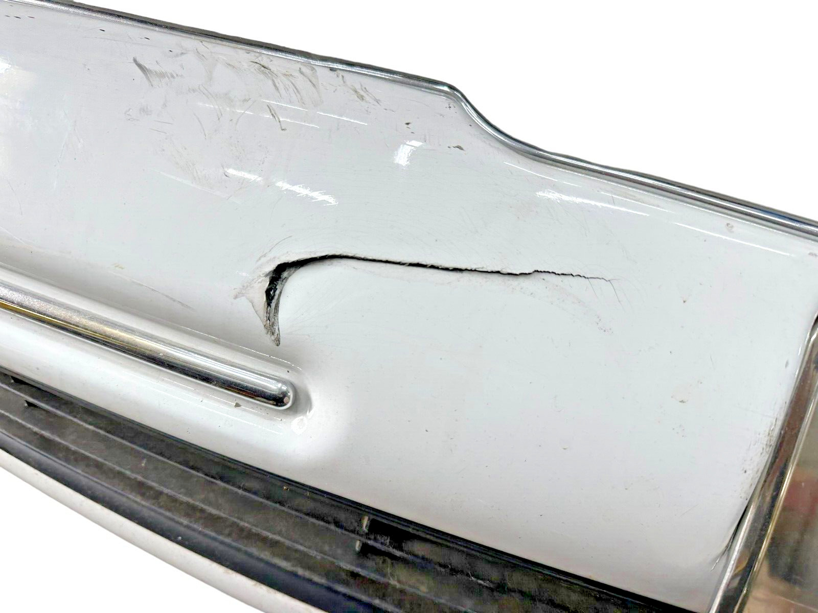 1999 - 2001 BENTLEY ARRNAGE FRONT BUMPER COVER ASSEMBLY OEM