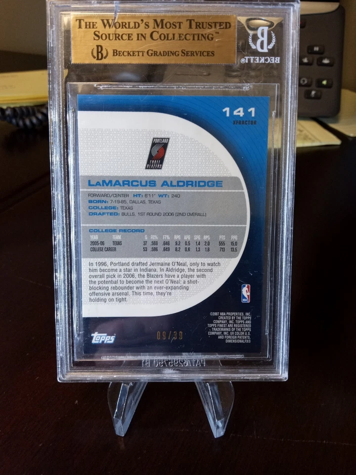 LAMARCUS ALDRIDGE 2005 Topps Finest Gold X-Fractor/39 RC BGS 9,5 Rookie SSP Foto 2 de 3