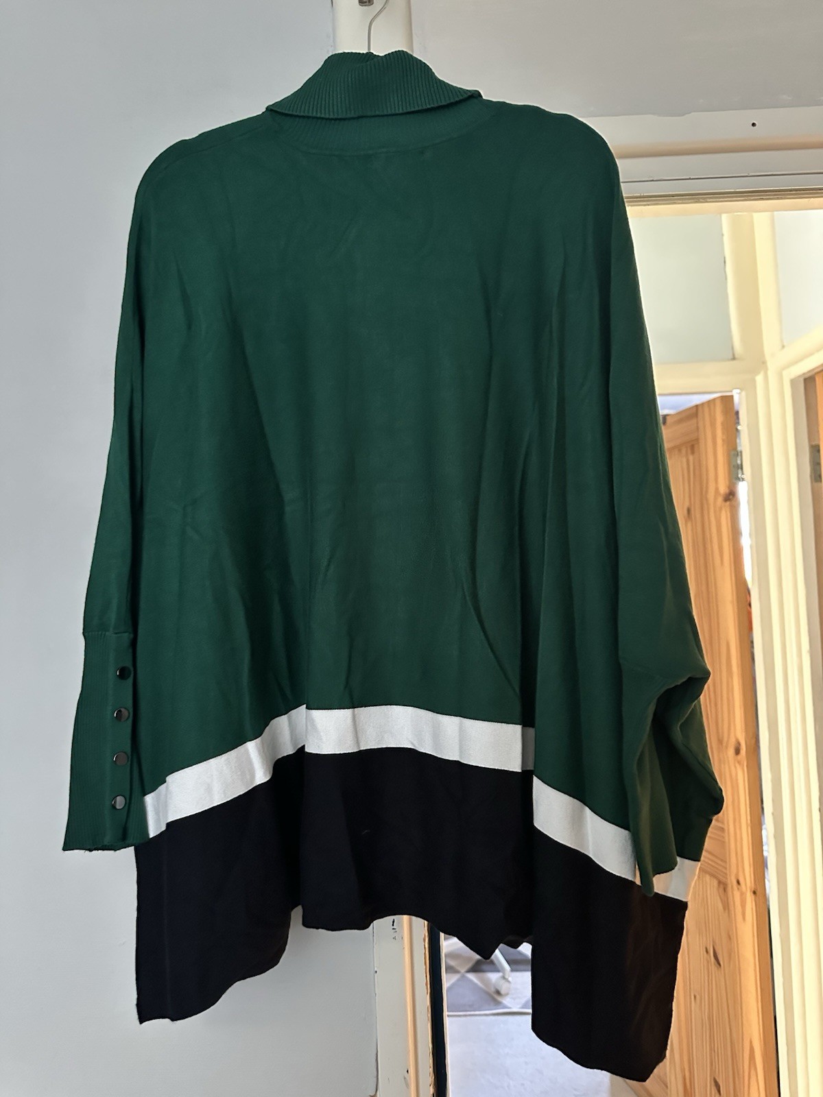Picture 2 of 4