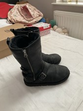 Black High UGGS Size 1 Kids Shoes Girls Boots Fluffy Inside