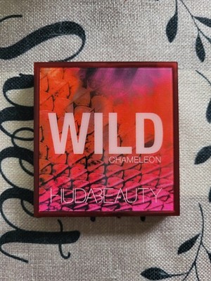   Huda Beauty Eyeshadow Palette Wild Chameleon Limited Edition wie neu  