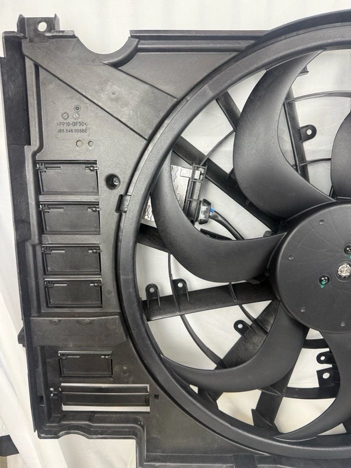 Radiator Cooling Fan Assembly For 2017-2019 Jaguar XE XF 2.0L 3.OL - Image 3 of 4