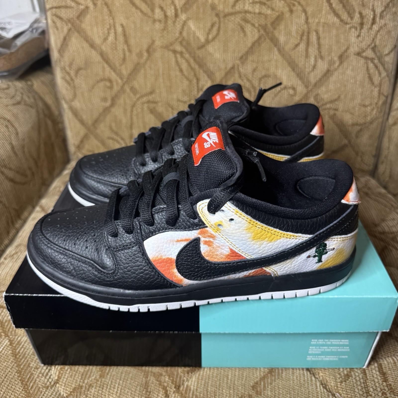 Size 8.5 - Nike Dunk SB Low Tie-Dye Raygun - Black Very Clean Comes W/Box!