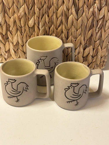 3 Hen Vintage Pigeon Forge Pottery Mugs, 3 Total, 1 Reg 2 Smaller, Yellow Inner