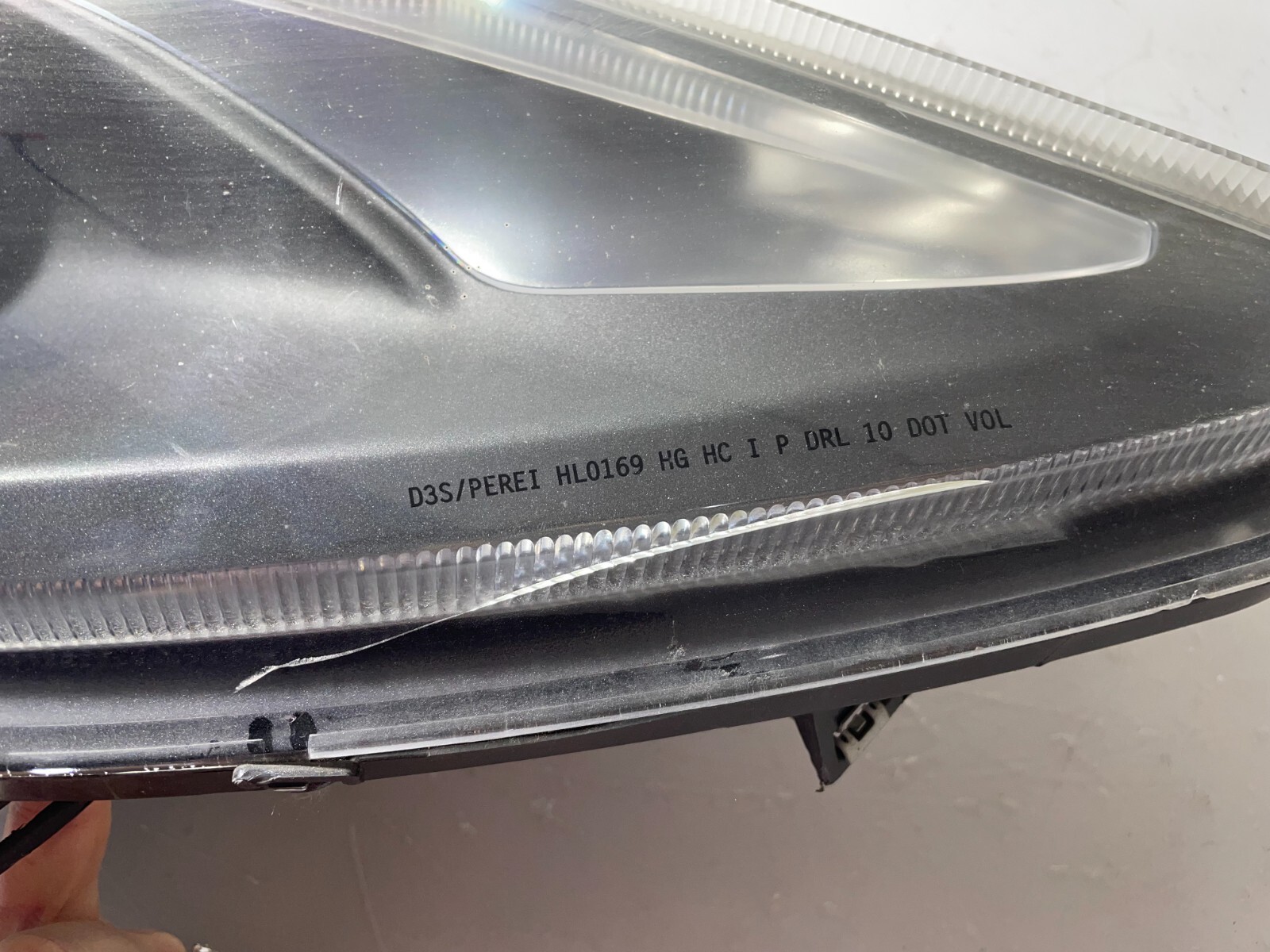 OEM | CRACK IN LENS | 2012-2014 McLaren MP4-12C HID Xenon Headlight (Passenger)