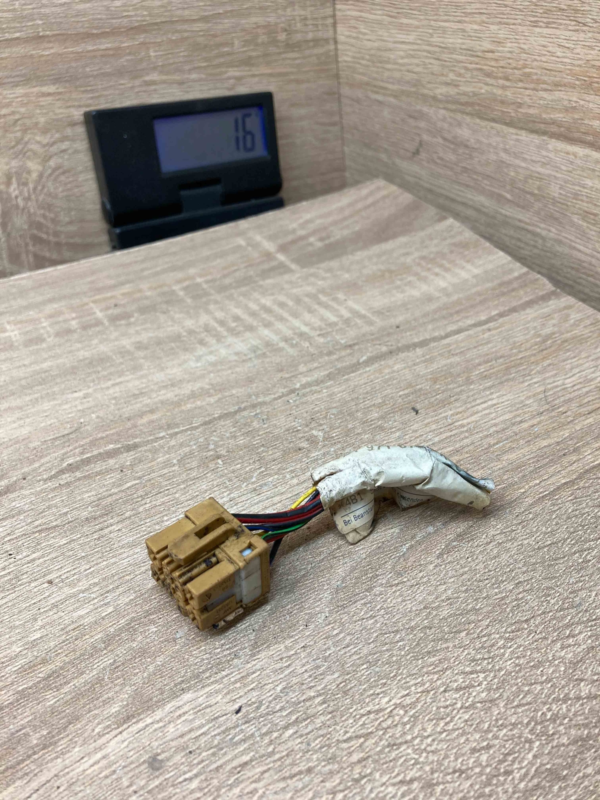 8D0937733 1355351 Volkswagen Audi Seat Skoda Engine ECU Connector  