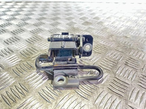 AUDI A3 Sportback 8PA Türscharnier vorne rechts 8E0831412E 1.60 Diesel 33708956