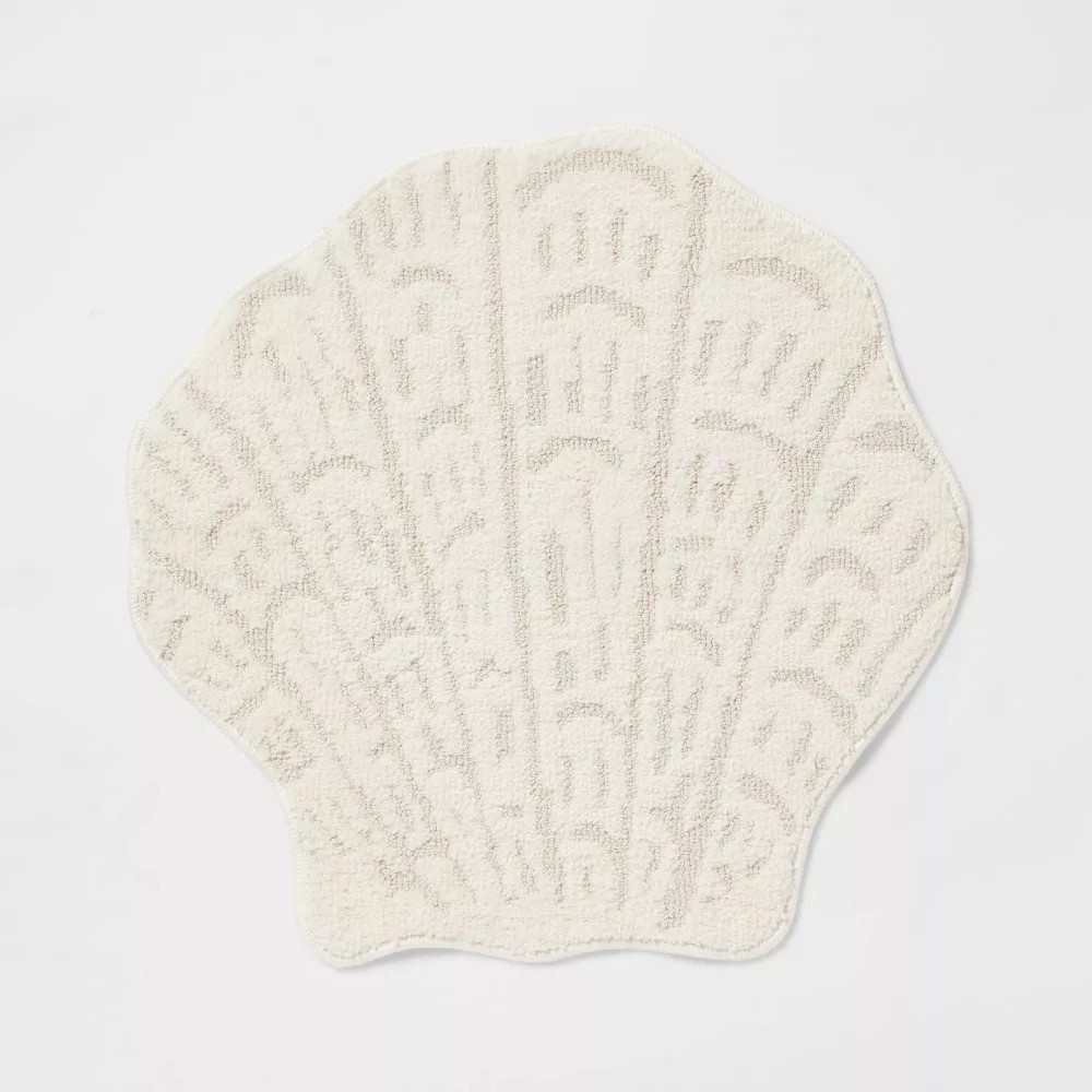 Прибрежный нескользящий коврик - порог для ванны в форме морской раковины размером 24х24 см 2790₽