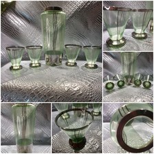 Shaker da cocktail e 4 bicchieri vintage in vetro Art Decò verde e argento anni 20-50