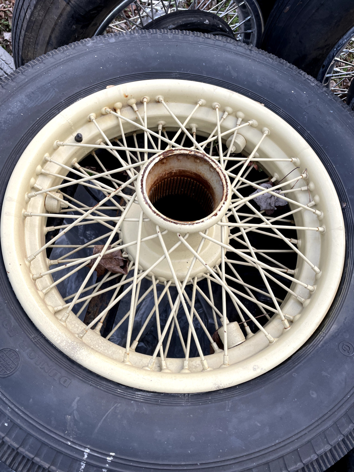PREWAR ROLLS ROYCE, DERBY BENTLEY ACE LOCK RING HOLDER, LAGONDA, ASTON