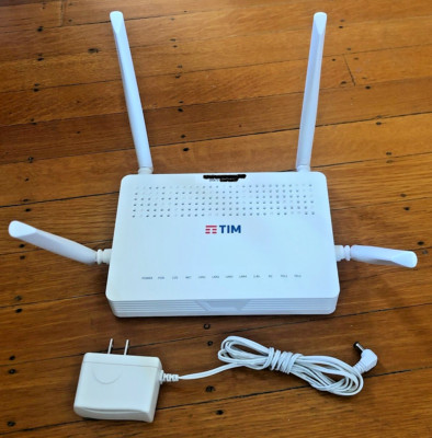 Blu-Castle Router Modem BC-UM221E (4G LTE: 4G, 3G & 2G enabled) - PRISTINE!