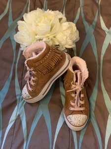 sketchers girls size 13