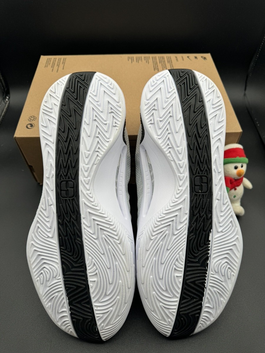 Nike Sabrina 1 By You White Black Women's Size 13.5/12M