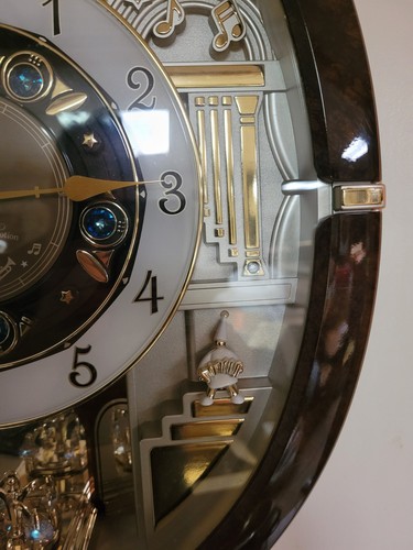 Seiko “Melodies In Motion” Musical Motion Wall Clock #QXM487BRH Tested, Works! - Picture 3 of 9