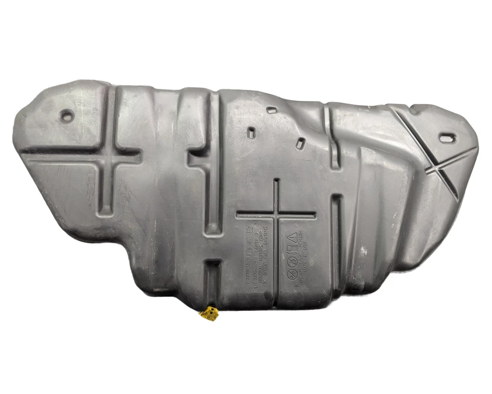 Chevrolet Malibu 1997-2003 OEM conjunto de contenedor de tanque de combustible de gasolina Foto 2 de 4