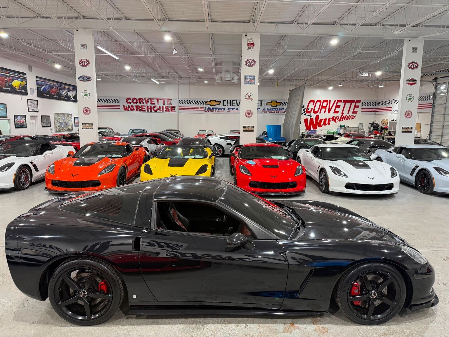 2008 [41U] Black Chevrolet Corvette   | C6 Corvette Photo 7