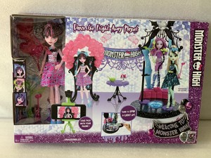 monster high dance the fright away playset