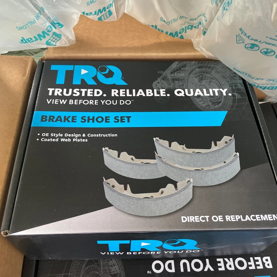 Kit de pastillas de freno delanteras de cerámica y rotor de disco TRQ para Toyota Camry Avalon Foto 2 de 4