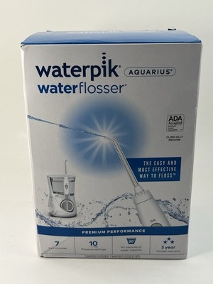 Waterpik WP-660 Water Flosser Electric Dental Oral Irrigator in White (READ)