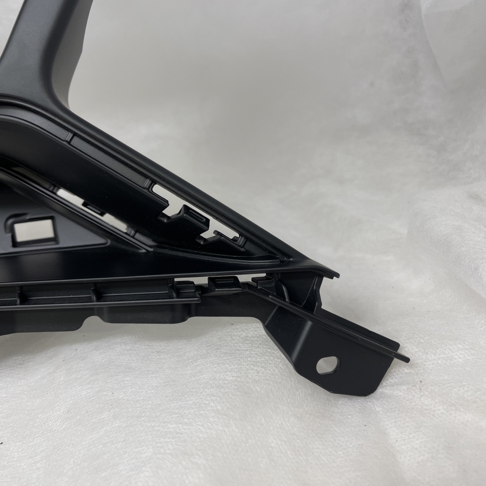 OEM LAMBORGHINI URUS LEFT FRONT BUMPER GRILL, BLACK, 4ML8076813FZ, New