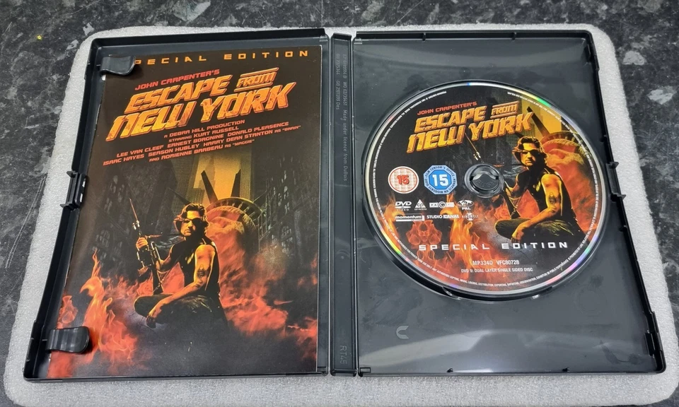 Escape from New York, Kurt Russell, Carpenter DVD - Image 2 of 3