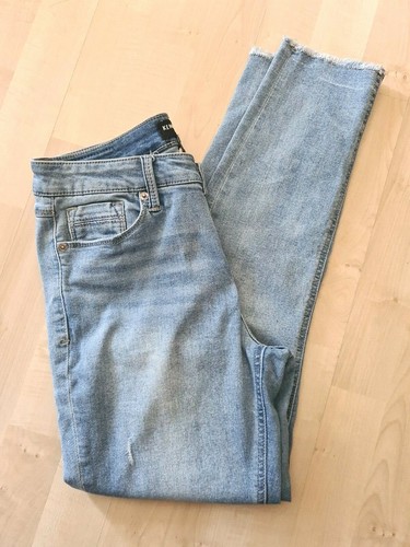 KENNETH COLE New York Jess Skinny 