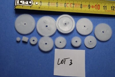 12 Rouages engrenages en plastique blanc - Photo 1/2
