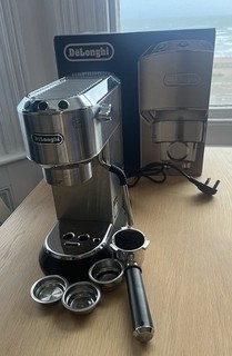 De'Longhi Dedica Arte Espresso Coffee Machine (EC885.M)