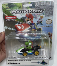 Carrera Nintendo Mario Kart 8 Yoshi 1:43 Electric Slot Car 20064035