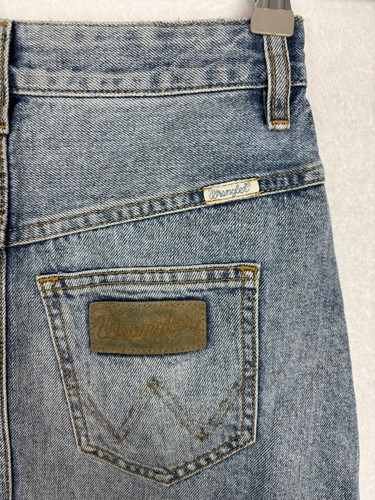 Wrangler Womens Mini Skirt Size 6 Raw Hem Denim Jean Whiskered A-Line Rigid - Picture 5 of 7