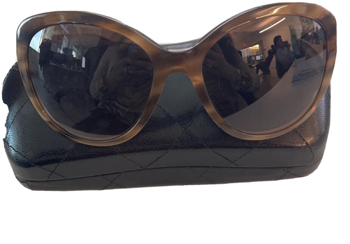Authentic Chanel Pearl Cat Eye Runway Sunglasses Classic Coco Authentic Vintage Luxury #43 Authentic Chanel Pearl Cat Eye Runway Sunglasses Classic Coco Authentic Vintage Luxury