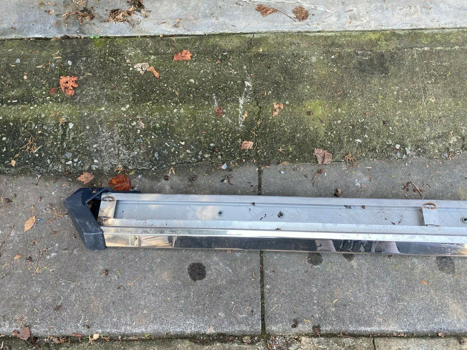 TOYOTA DOUBLE CAB LEFT SIDE RUNNING BOARD 2019 2018 2017 2016