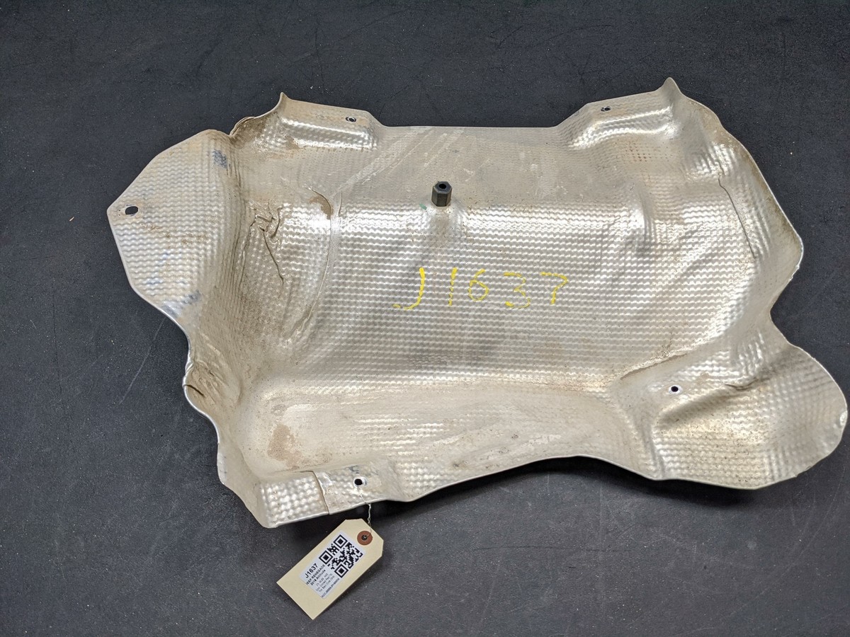 Fuel Tank Heat Shield 2018 Jeep Renegade 68246764AA / 51940630 2015-2019  2020 | eBay